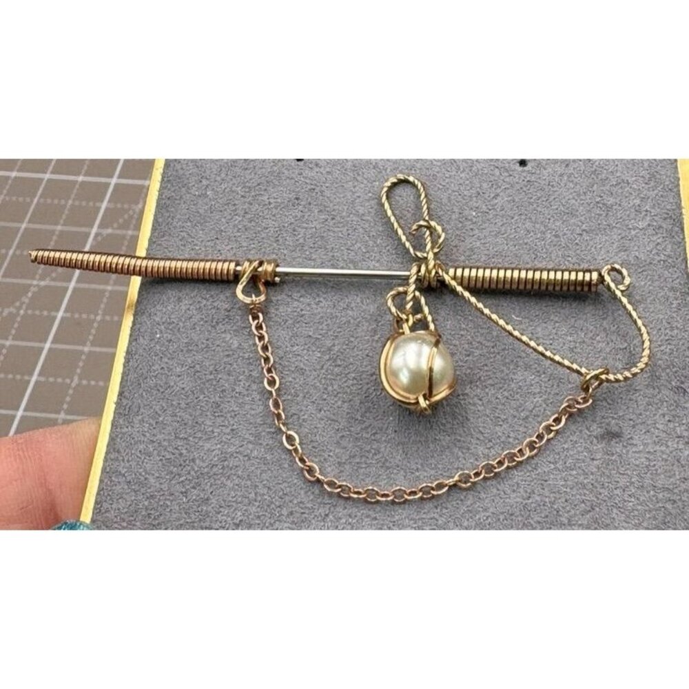 Vintage Sword and Removable Sheath Stick Pin